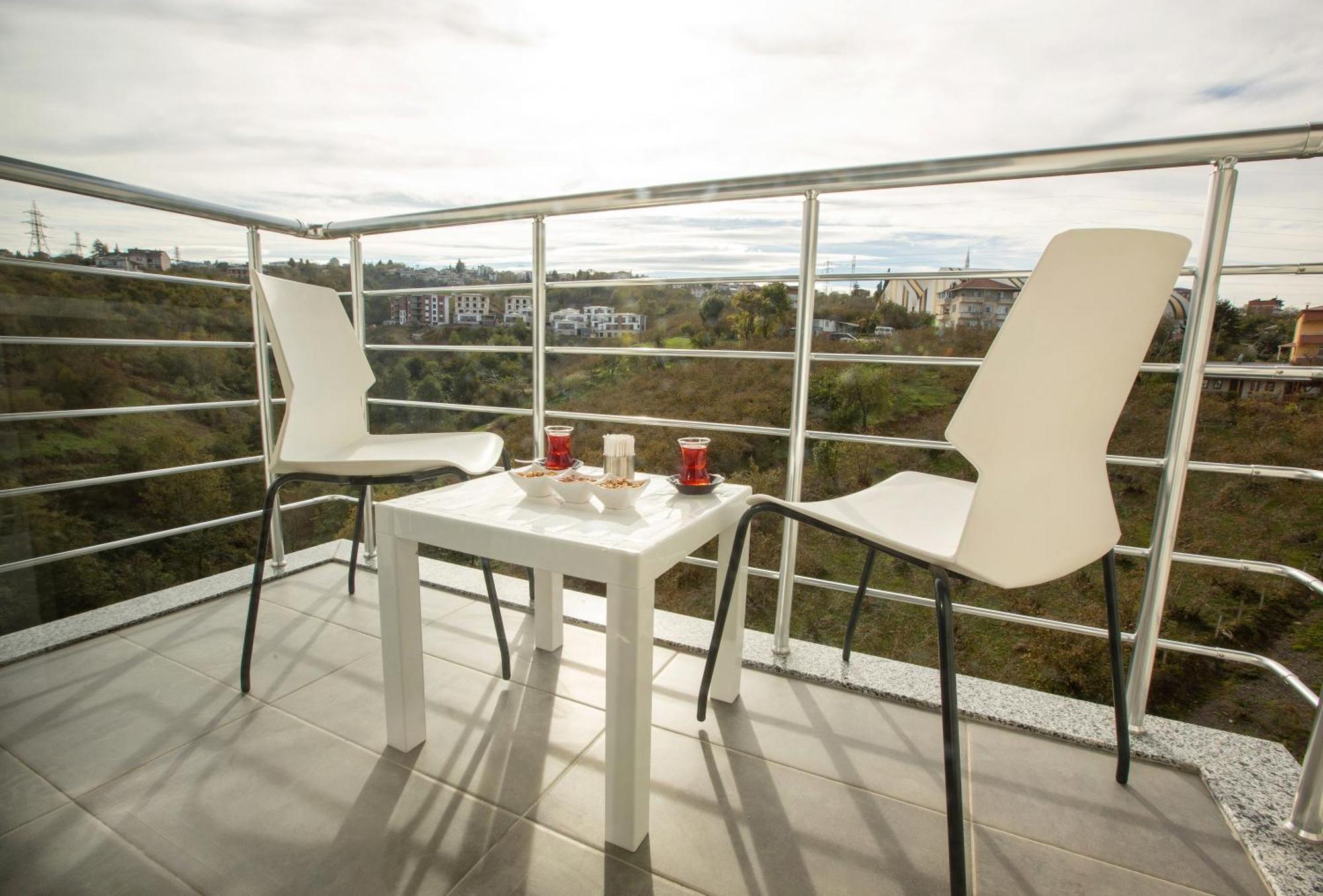 First Joy Hotel Τραμπζόν Εξωτερικό φωτογραφία