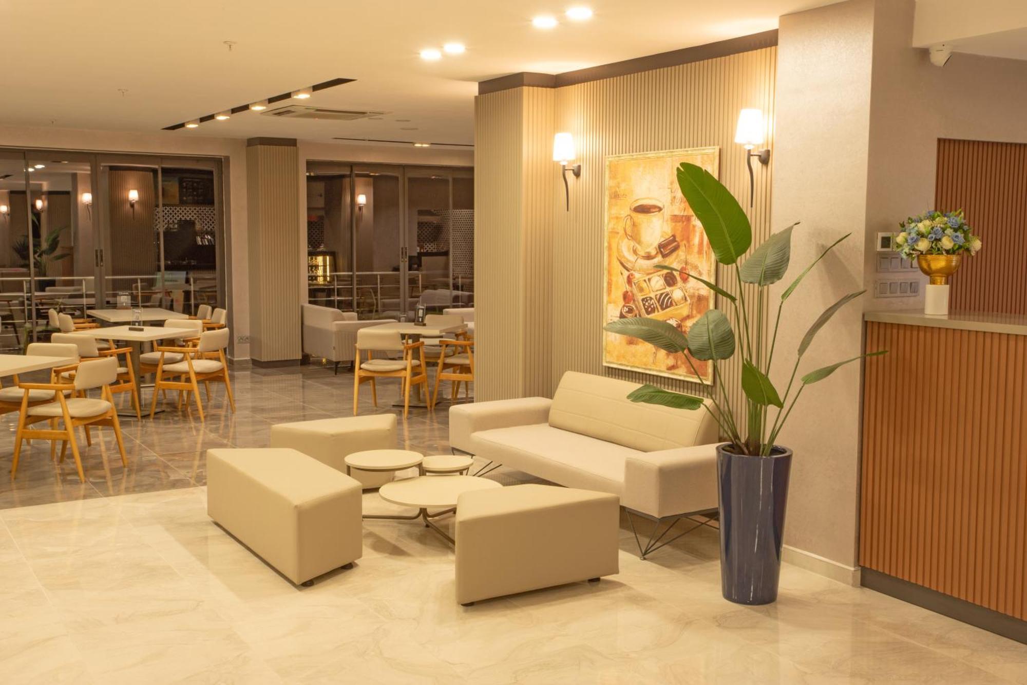 First Joy Hotel Τραμπζόν Εξωτερικό φωτογραφία