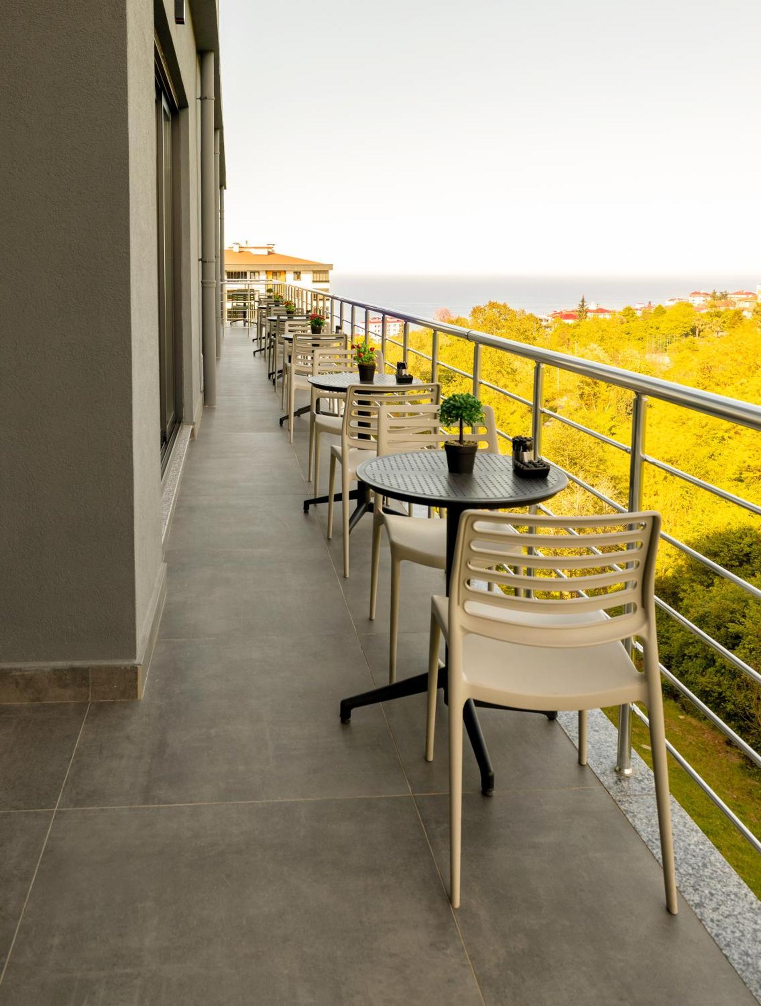 First Joy Hotel Τραμπζόν Εξωτερικό φωτογραφία