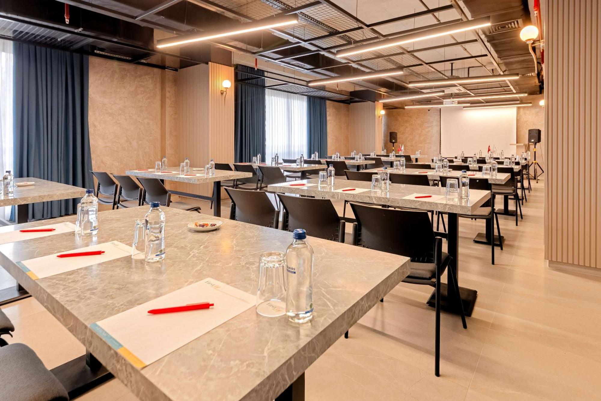 First Joy Hotel Τραμπζόν Εξωτερικό φωτογραφία
